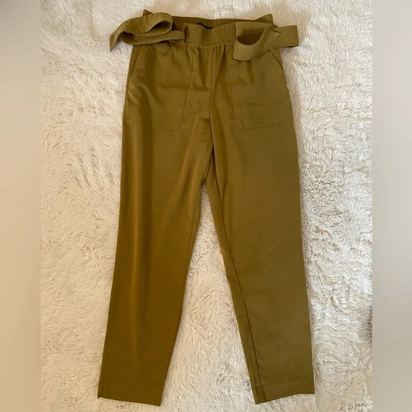 Dynamite Olive Green High-Waisted trousers with Belt – XS - Picture 4 of 6